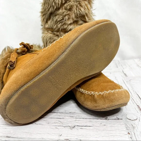 Minnetonka / Faux Fur Leather Boots - Picture 11 of 16